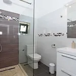 Family Friendly House With A Swimming Pool Bol, Brac - 23787 Дом отдыха