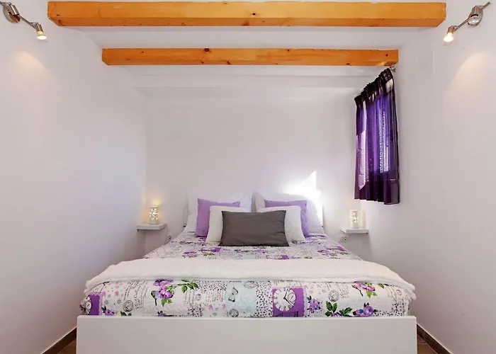 Family Friendly House With A Swimming Pool Bol, Brac - 23787 * Bol