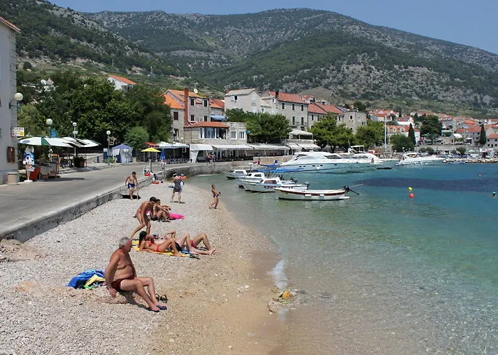 Casa vacanze Family Friendly House With A Swimming Pool Bol, Brac - 23787 *